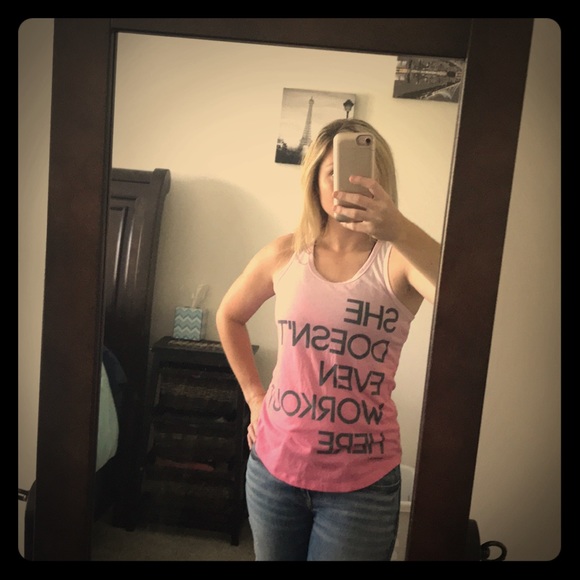 🎉2 for $12🌟 workout tank - Picture 2 of 4